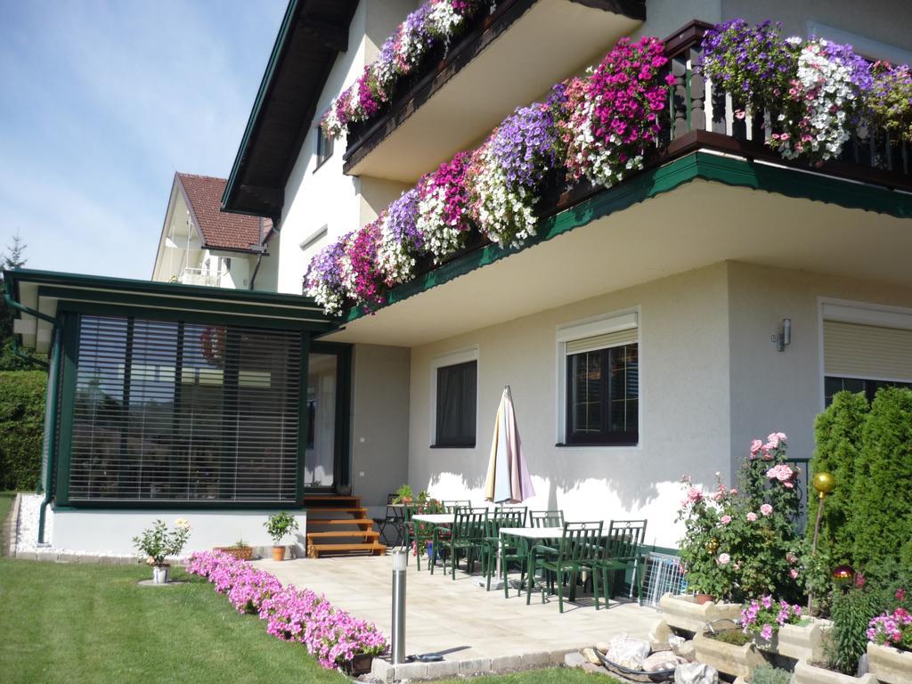 Landhaus Lassnig Moosburg Dış mekan fotoğraf
